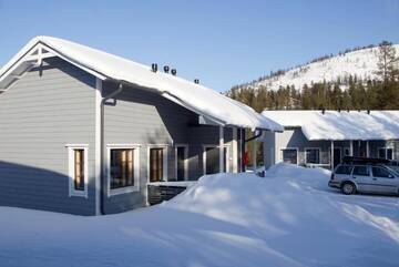 Фото номера Коттедж с 1 спальней и сауной Дома для отпуска Sallainen Cottages г. Салла 57