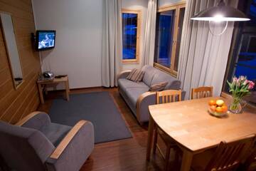 Фото номера Коттедж с 1 спальней и сауной Дома для отпуска Sallainen Cottages г. Салла 45